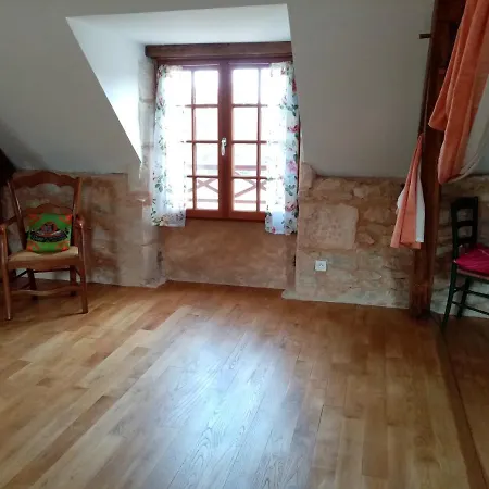 Chambre D'Hote Chic Et Inspirante Ajat